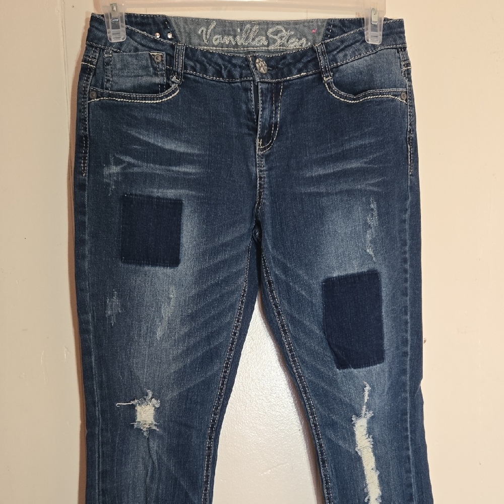 NWOT Vanilla Star Women's Straight Leg Jeans in Distressed Blue